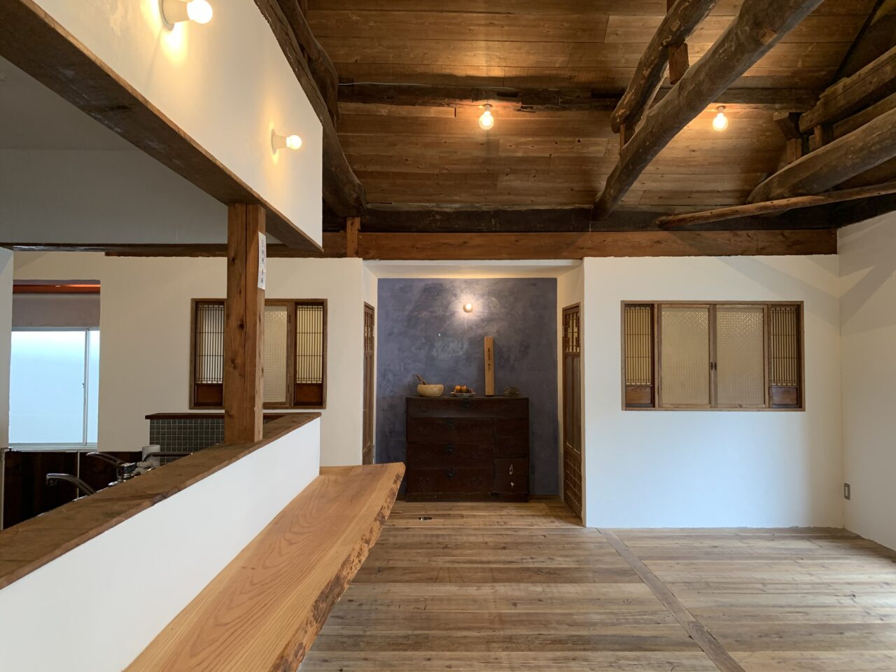 ゲストハウス さんかくワサビ